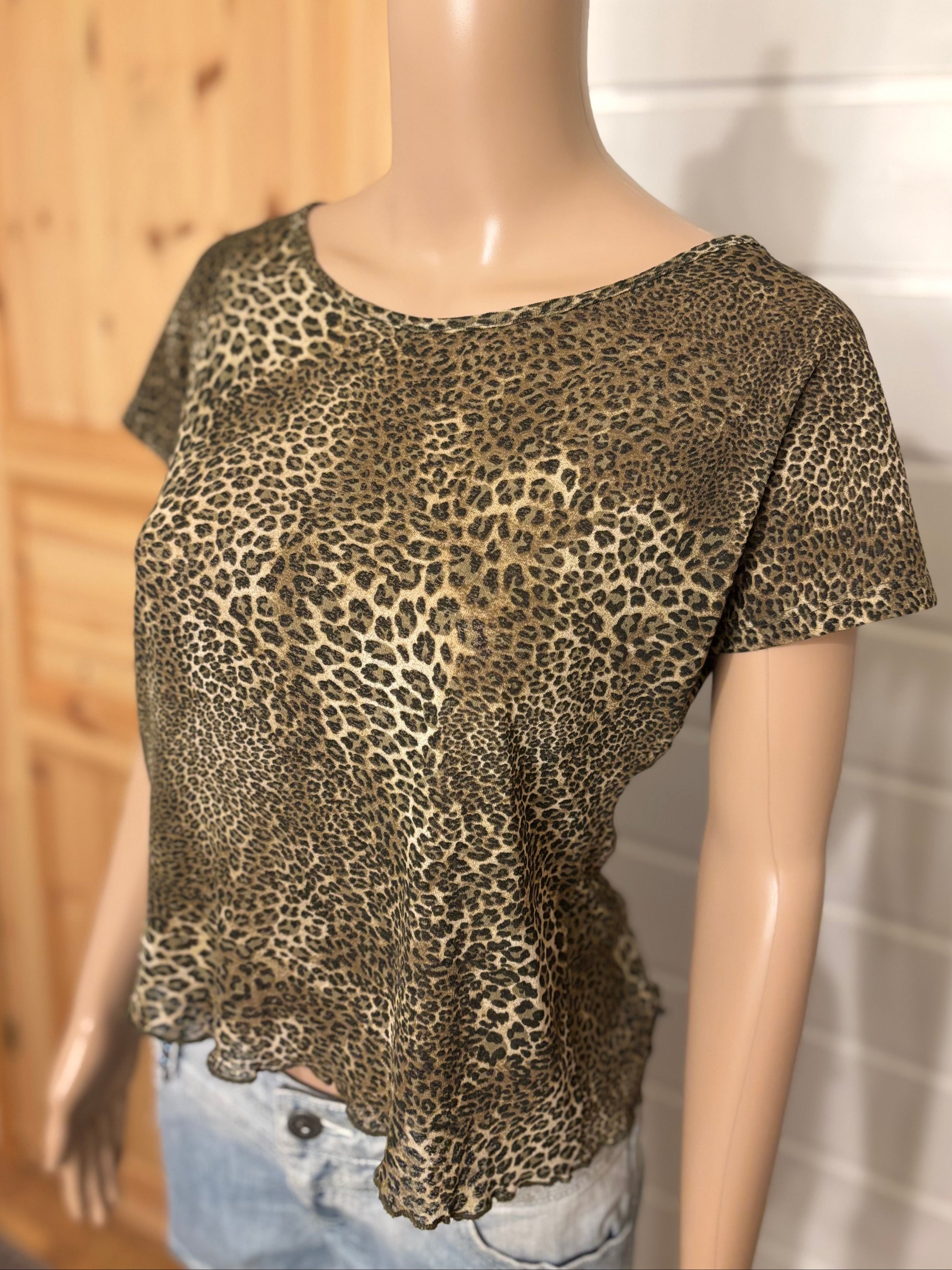 Leopard Print Mesh T-skjorte