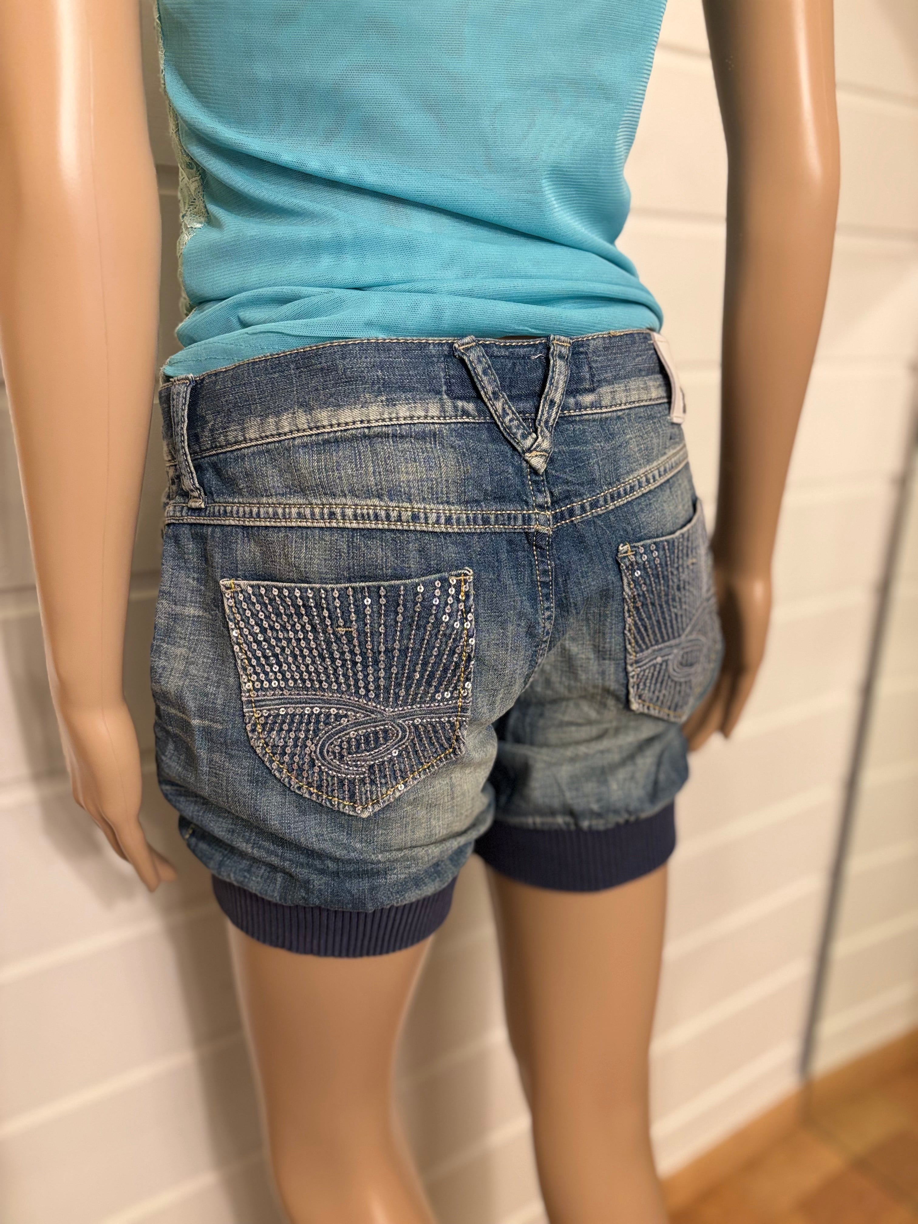 Y2K Denim Shorts Pyntede Lommer