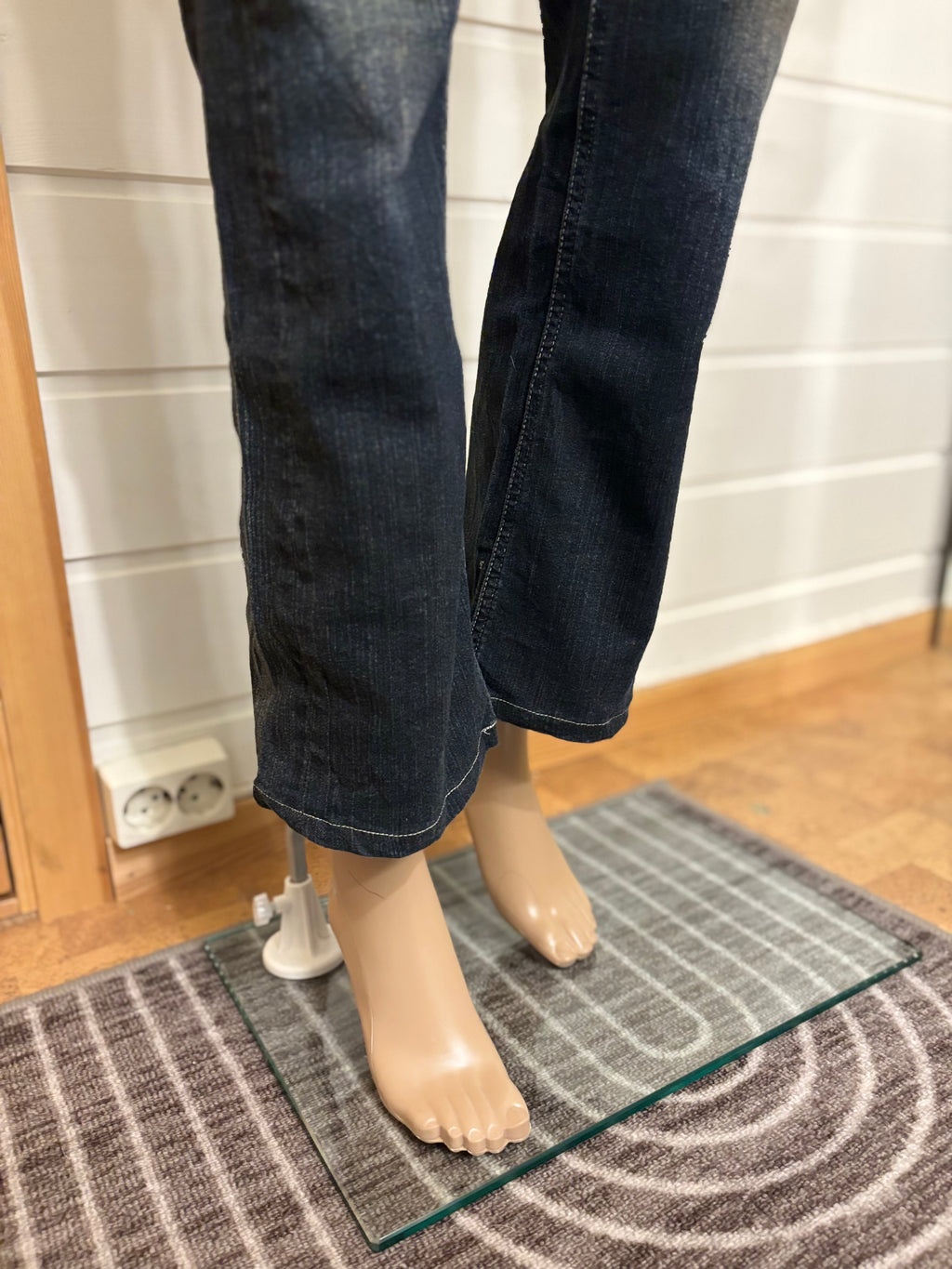 Vintage Jeans Sleng Rosa Broderte Lommer