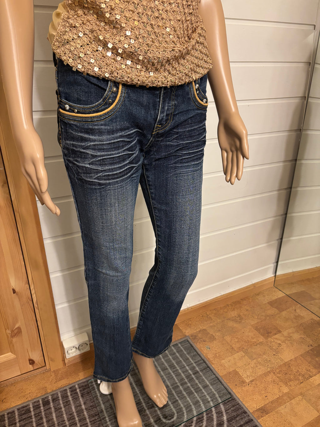 Mørkeblå Jeans Bootcut Gull Detaljer