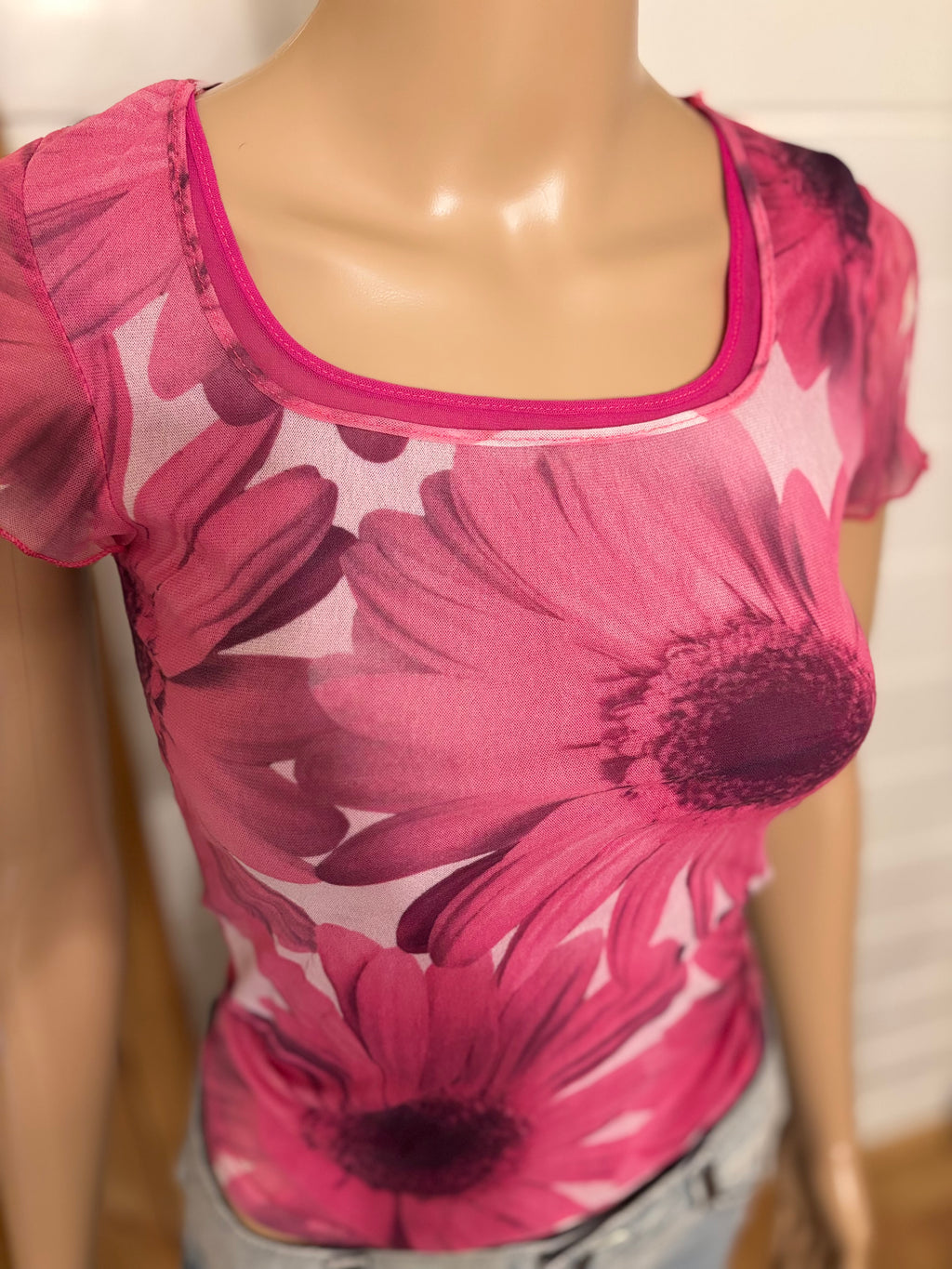 Rosa Blomstret Mesh T-skjorte