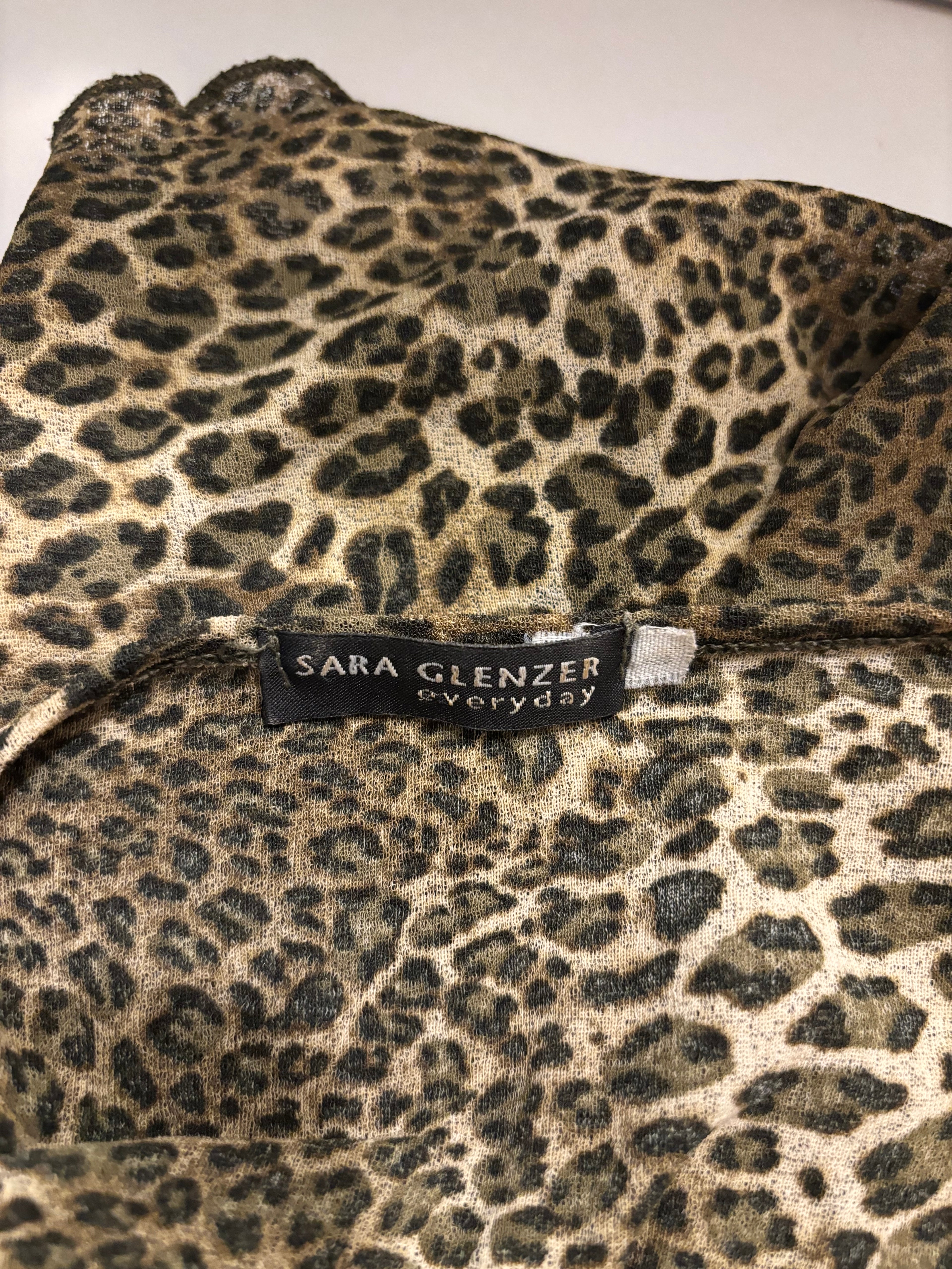 Leopard Print Mesh T-skjorte