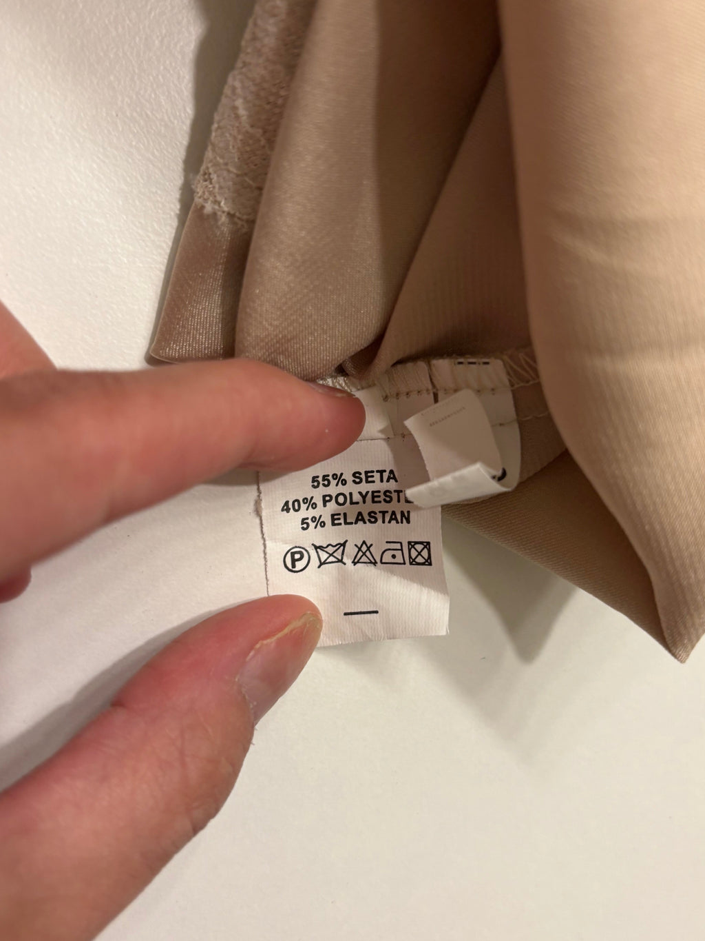 Beige Silke Topp Blonder