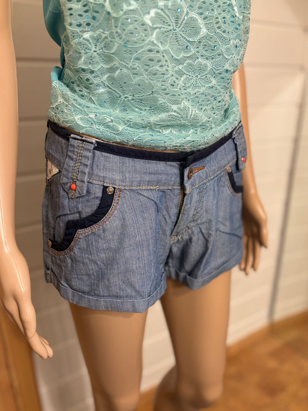 Y2K Denim Shorts Broderte Lommer