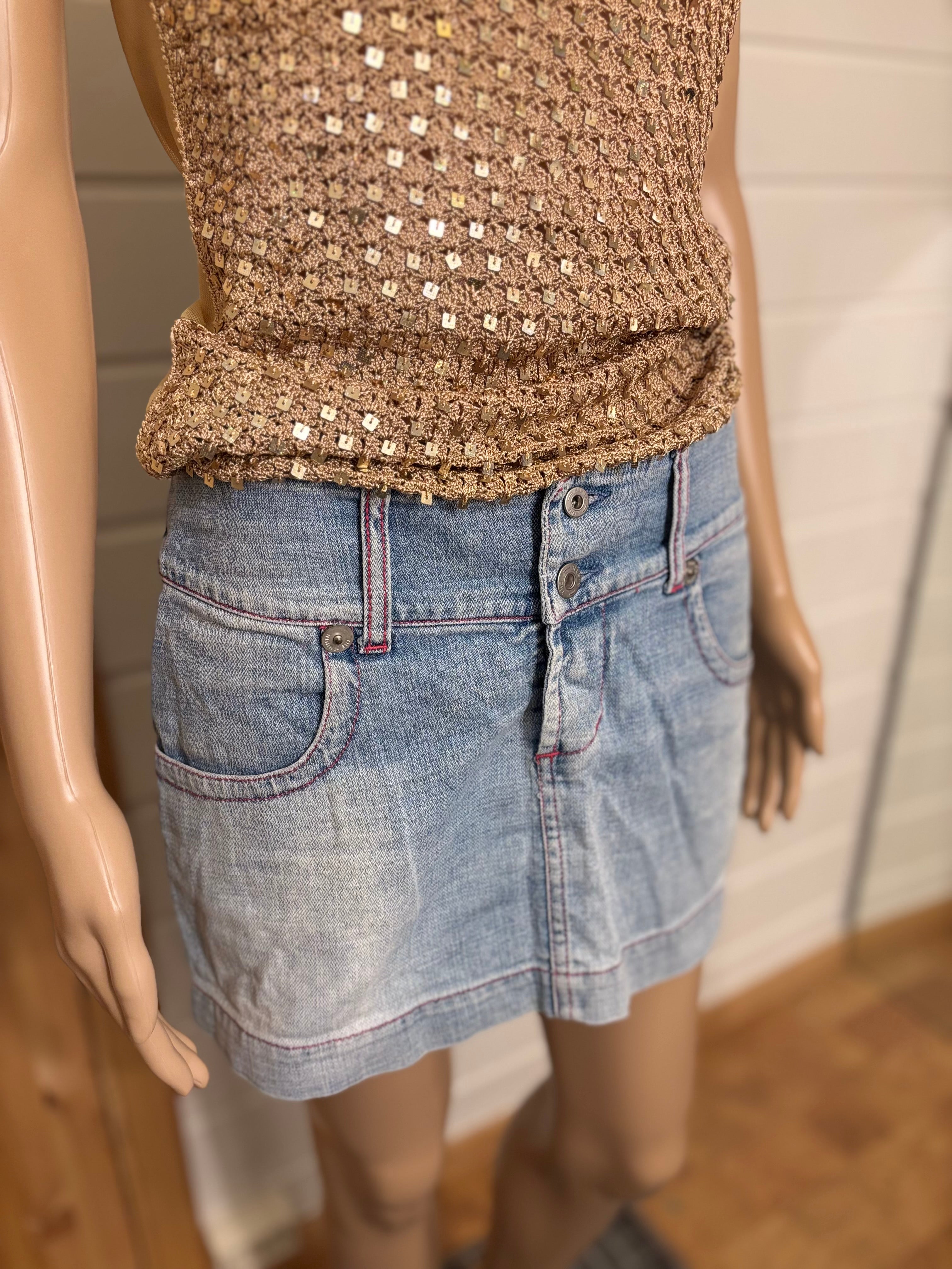 Lyseblå Denim Mini Skjørt Rosa Broderi