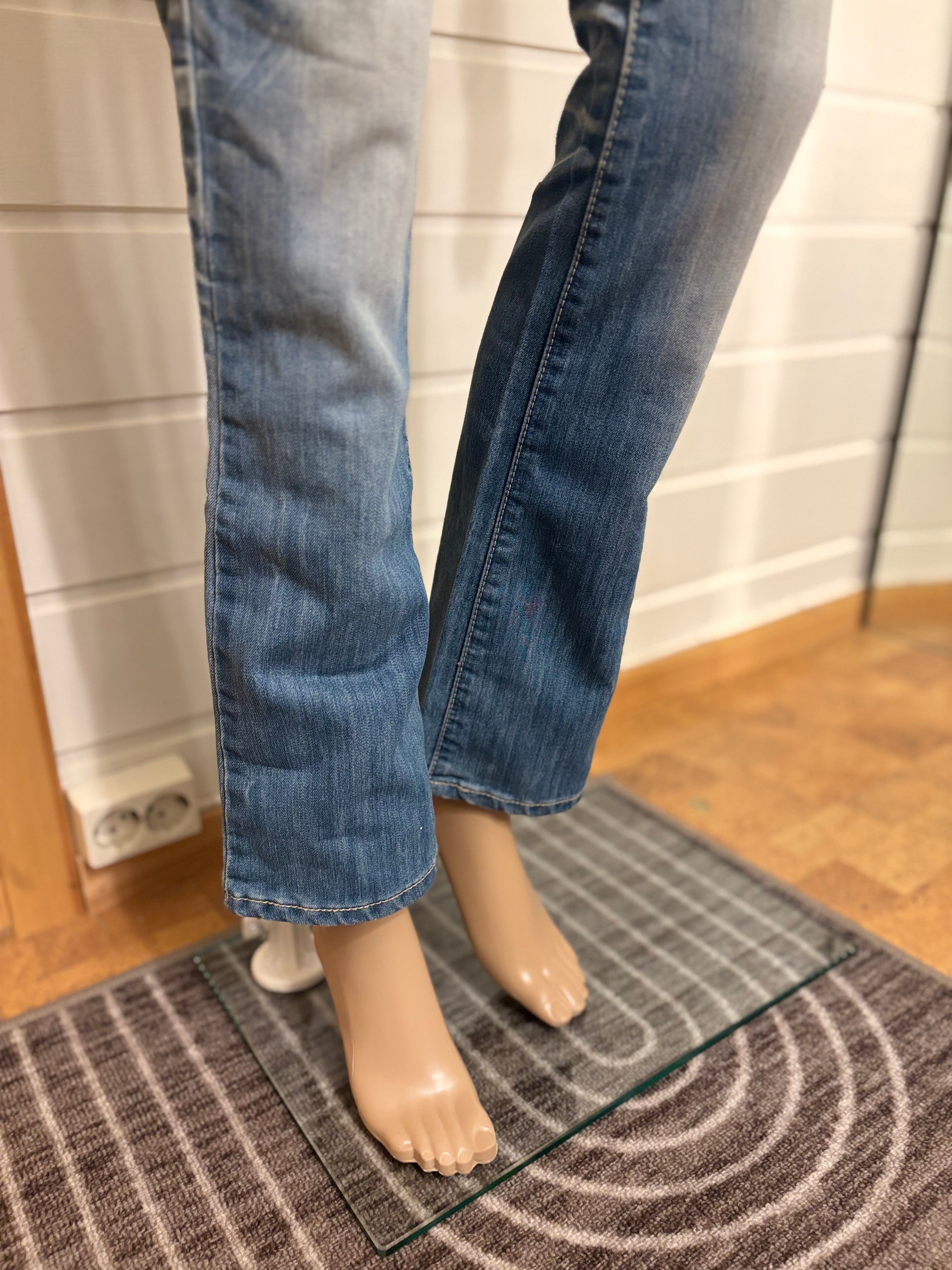 Vintage Jeans Hvit Broderte Lommer