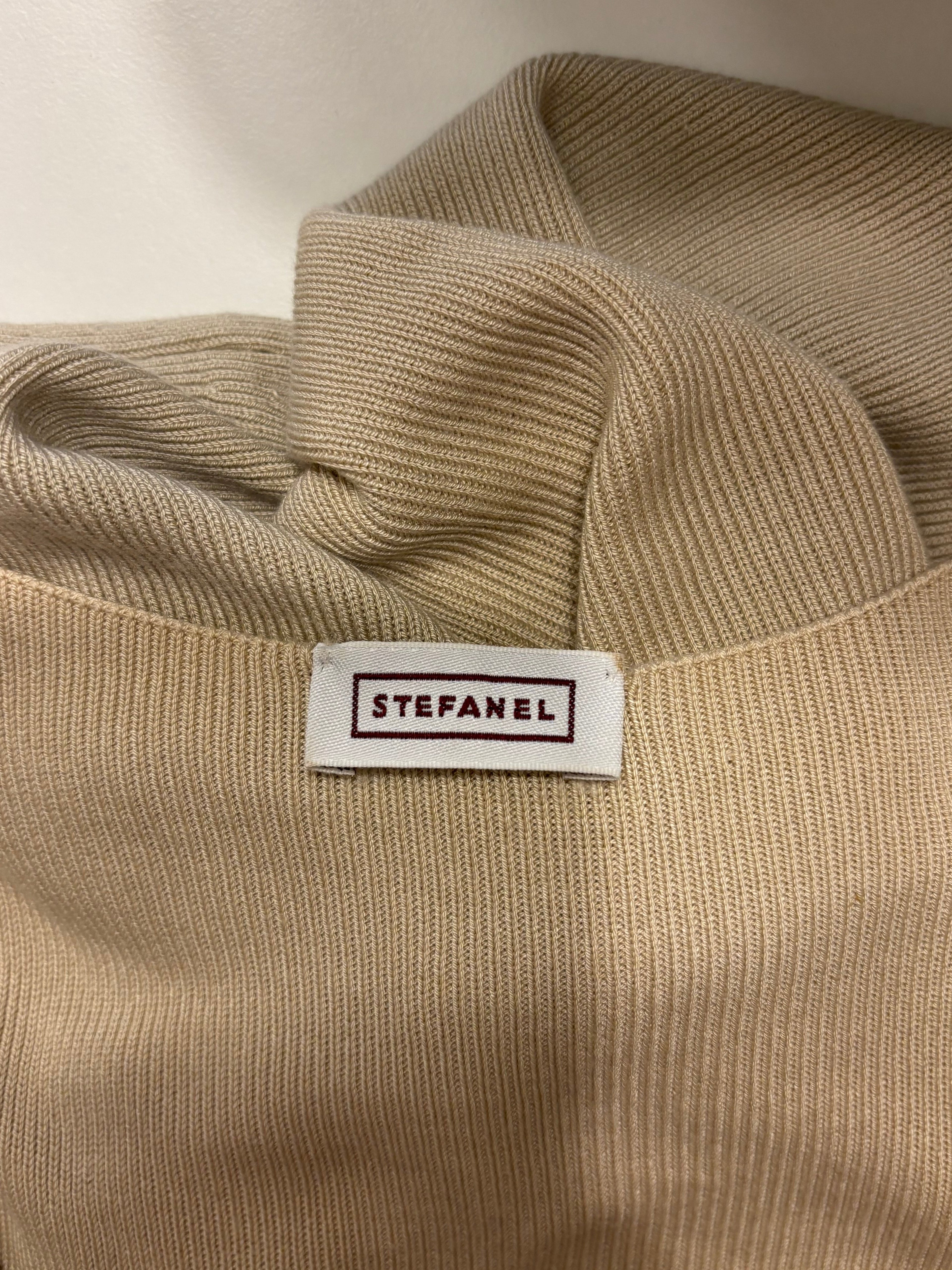 Beige Strikket Topp