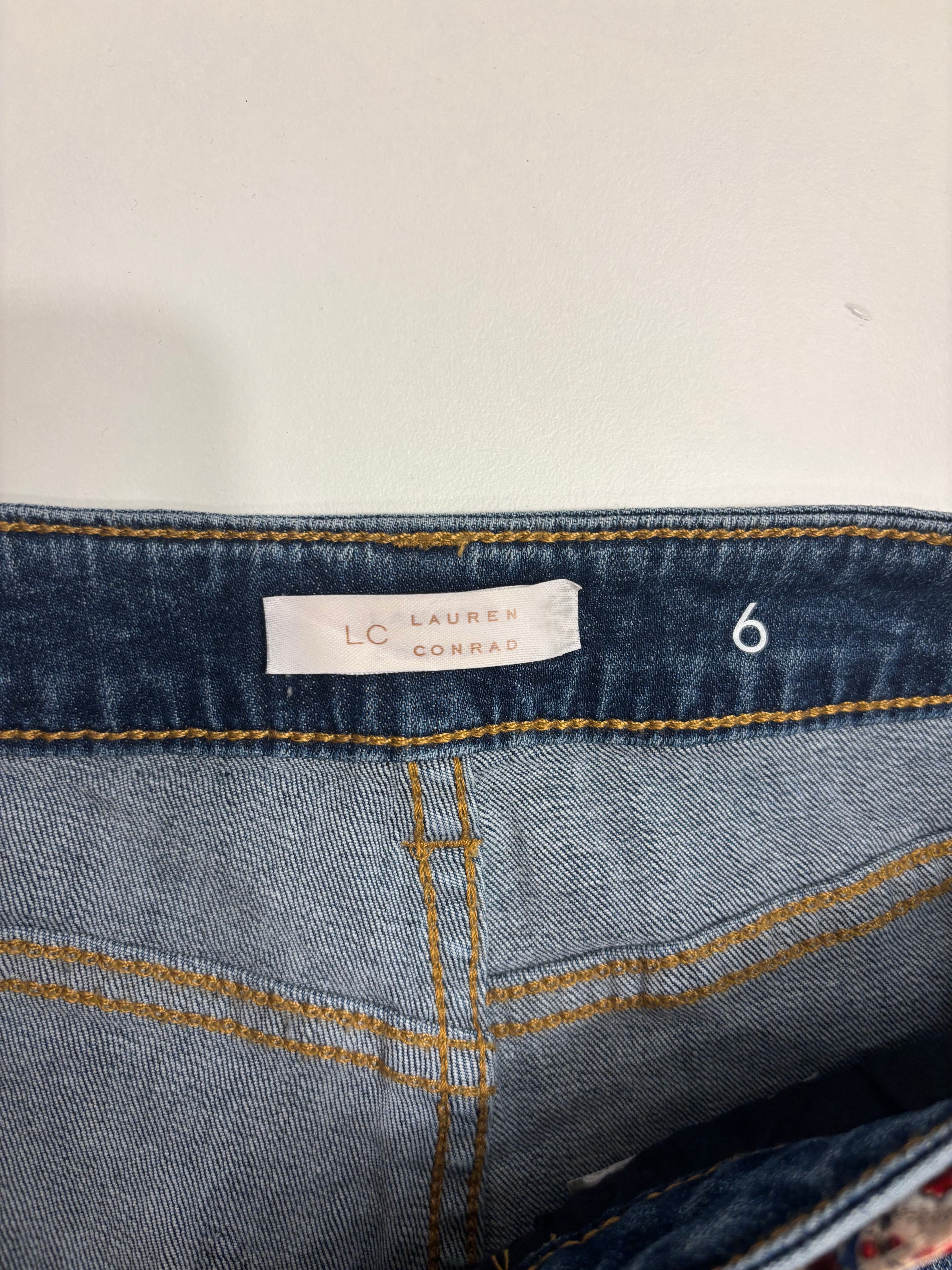 Lyseblå Denim Shorts Mørke Lommer