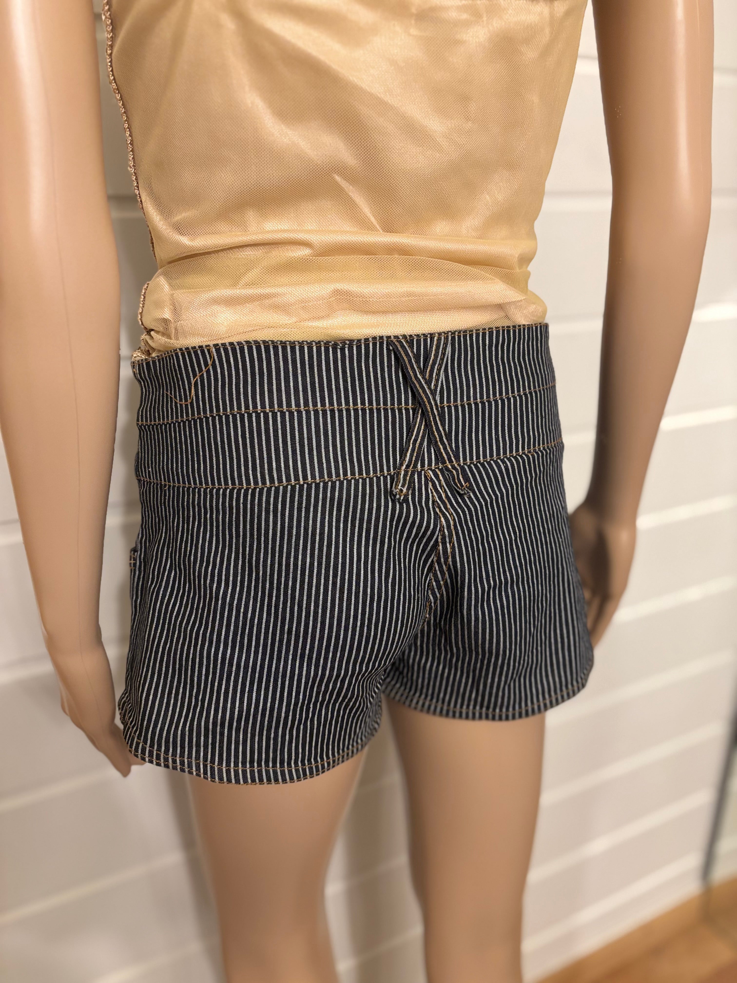 Stripete Shorts