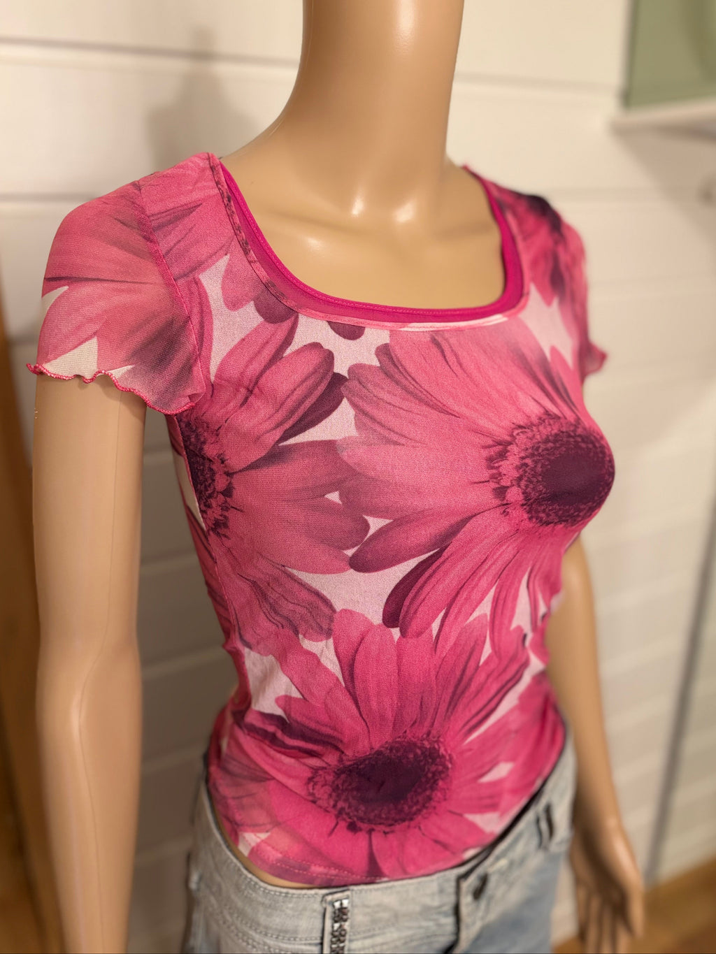 Rosa Blomstret Mesh T-skjorte