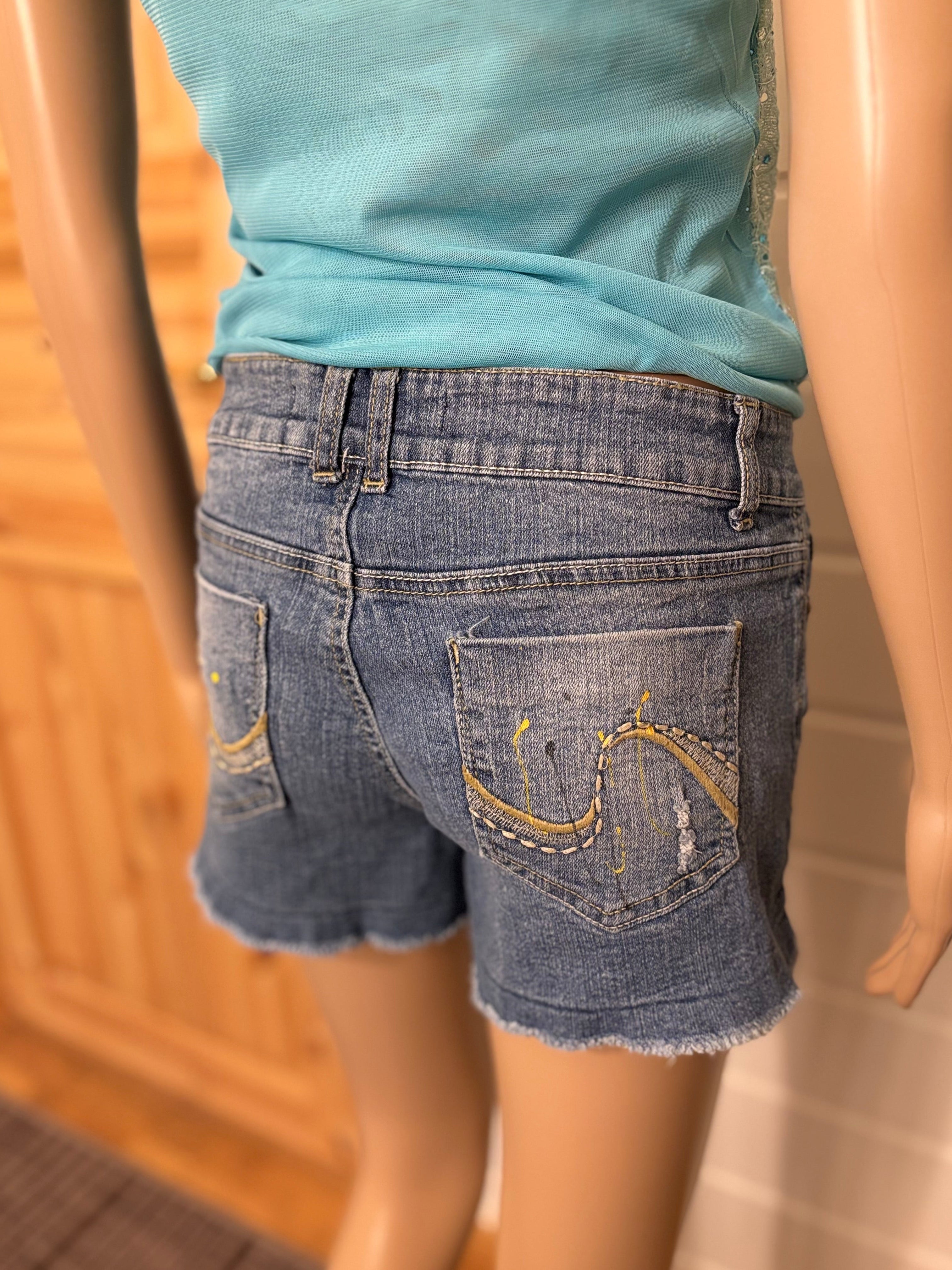 Y2K Denim Shorts Broderte Lommer