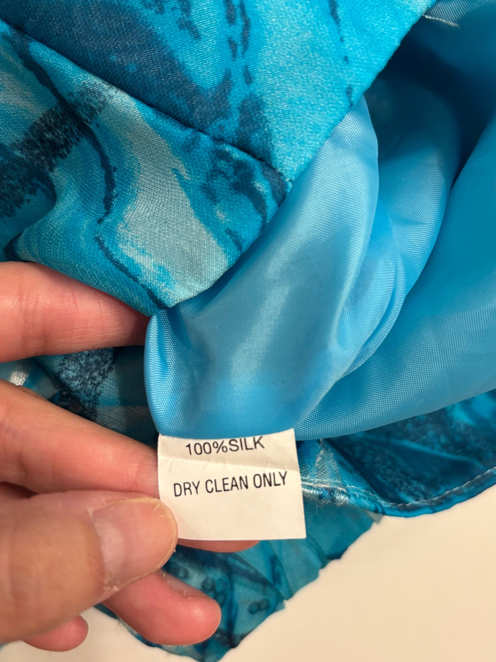 Blå Silke Topp Glitter Detaljer
