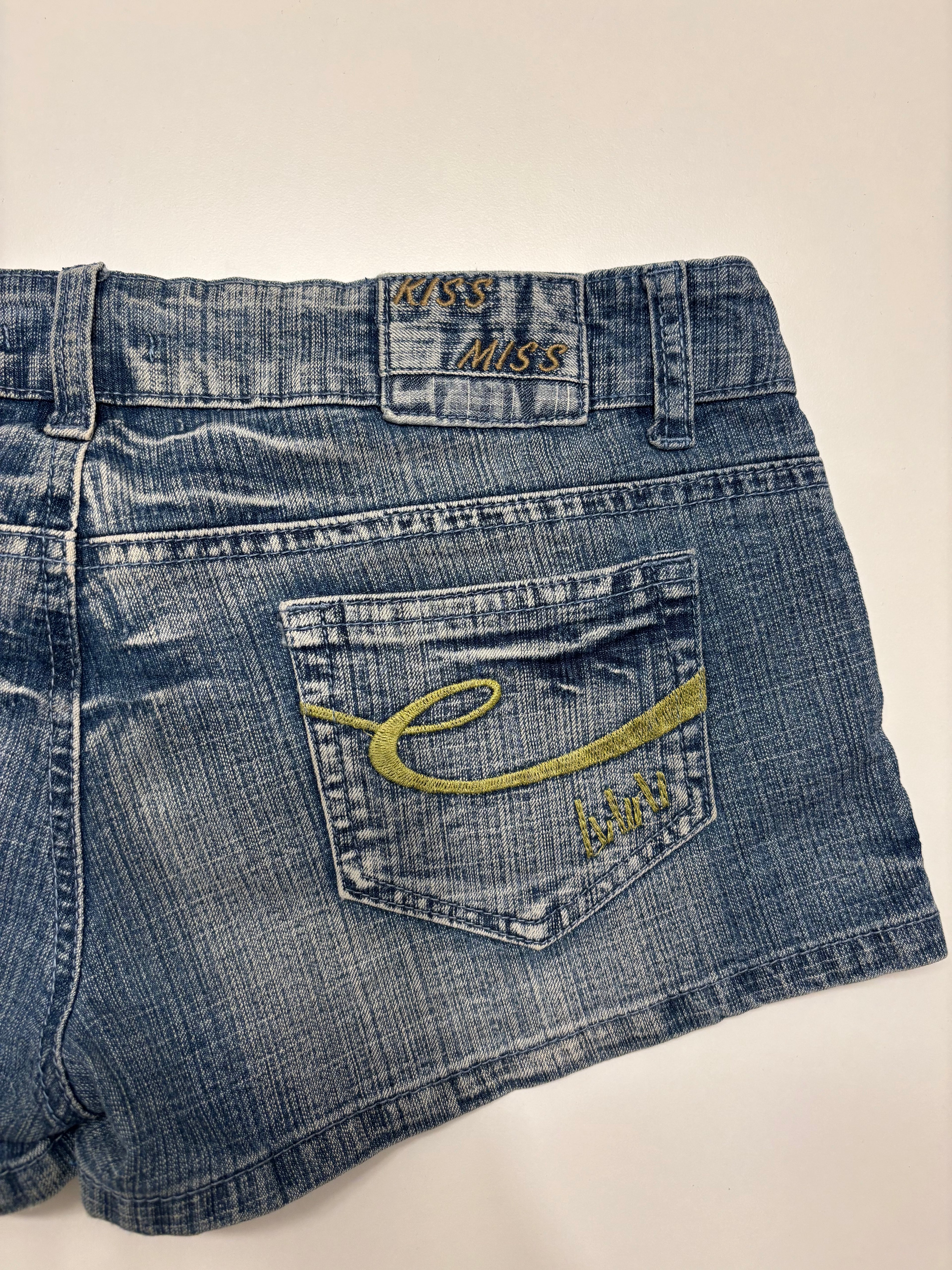 Y2K Denim Shorts Broderte Lommer